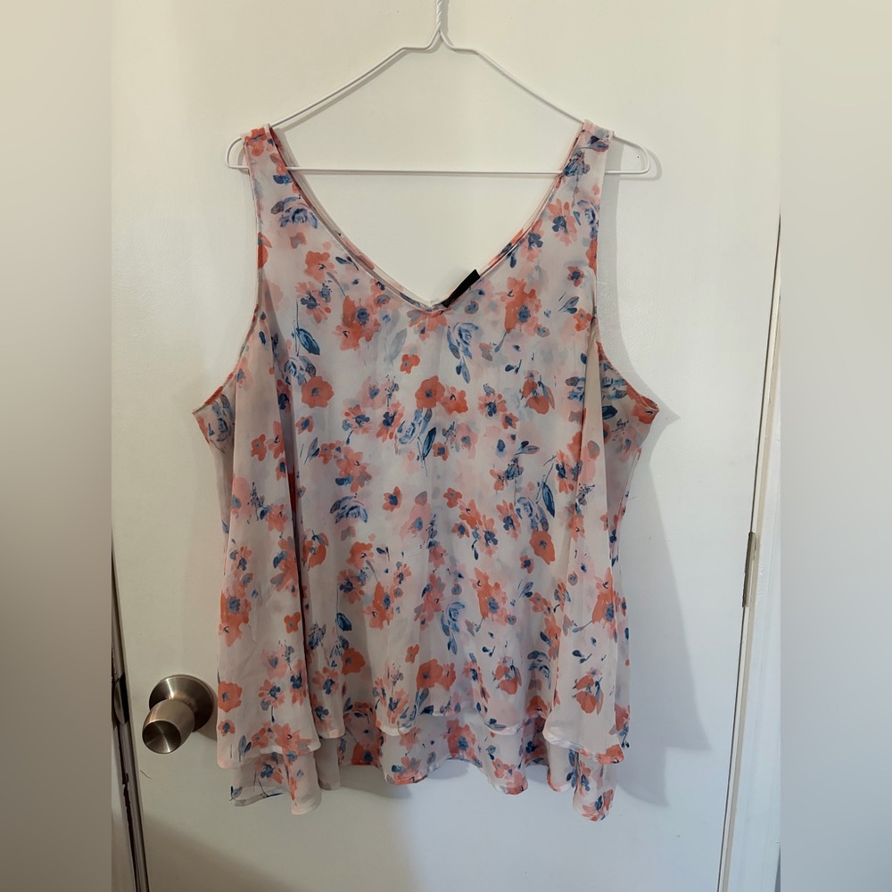 Women’s Lane Bryant size 18 Floral Sleeveless Top - Pink and Blue Tote2